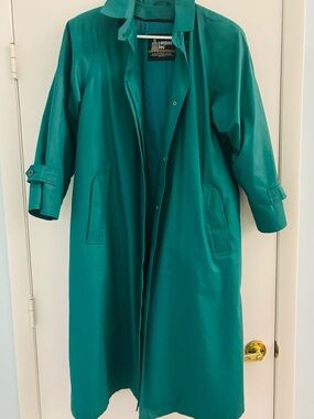 London Fog Vintage 1980’s Teal Thinsulate liner Long Trench Coat Made in USA